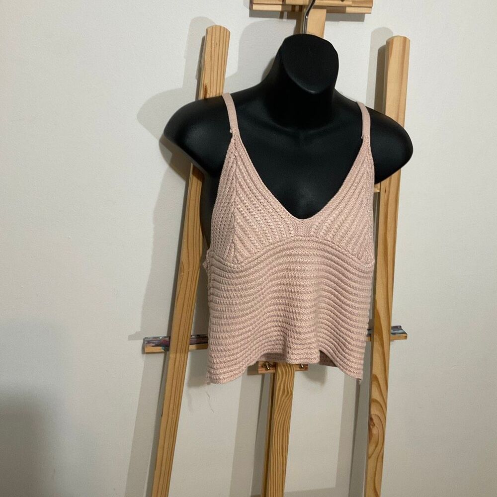 And Now This, light pink, knitted v-neck tank crop top size large